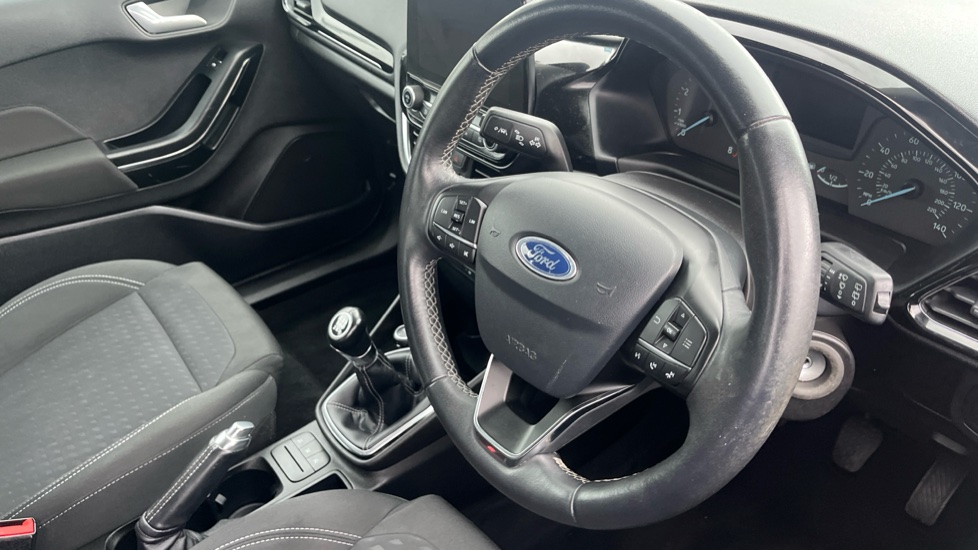 Ford Fiesta 1.1 Zetec 3dr Petrol Hatchback - Image 11