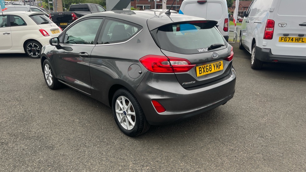 Ford Fiesta 1.1 Zetec 3dr Petrol Hatchback - Image 35