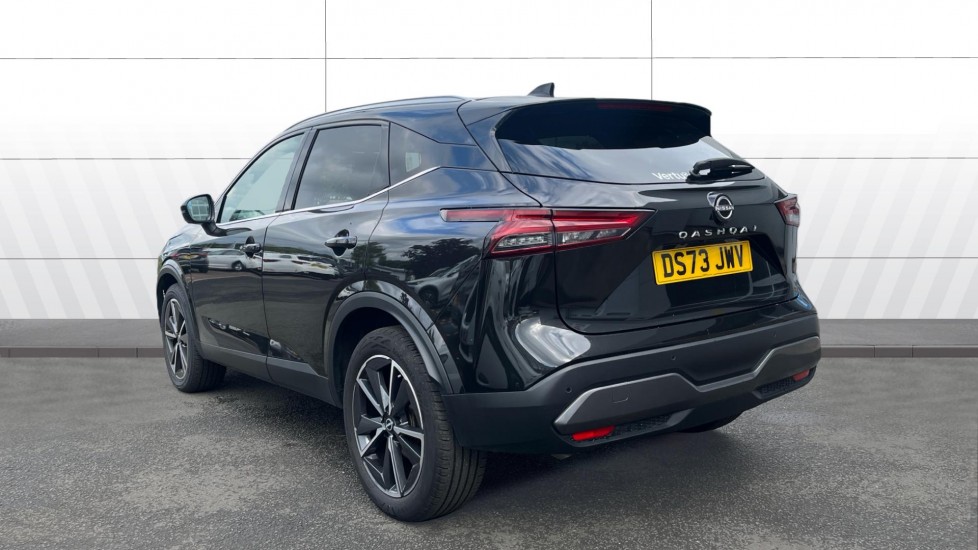 Nissan Qashqai 1.3 DiG-T MH Tekna 5dr Petrol Hatchback - Image 2