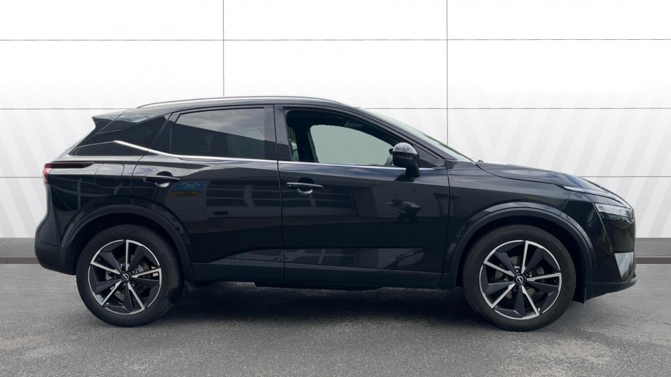 Nissan Qashqai 1.3 DiG-T MH Tekna 5dr Petrol Hatchback - Image 5