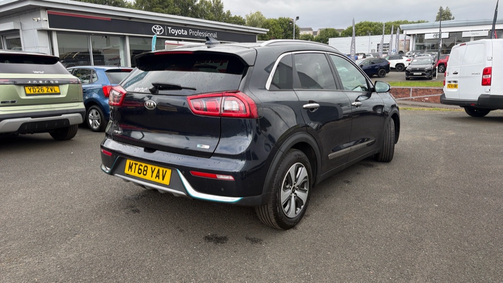 Kia Niro 1.6 GDi PHEV 3 5dr DCT Estate - Image 37