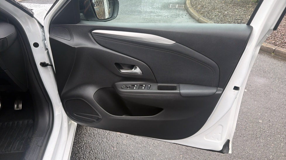 Vauxhall Corsa 1.2 Turbo SRi 5dr Petrol Hatchback - Image 27