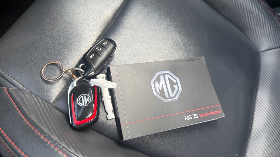 MG ZS 1.0T GDi Exclusive 5dr Petrol Hatchback - Image 19