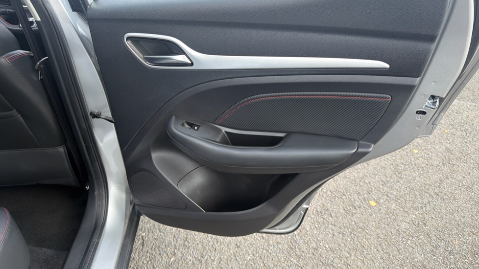 MG ZS 1.0T GDi Exclusive 5dr Petrol Hatchback - Image 27