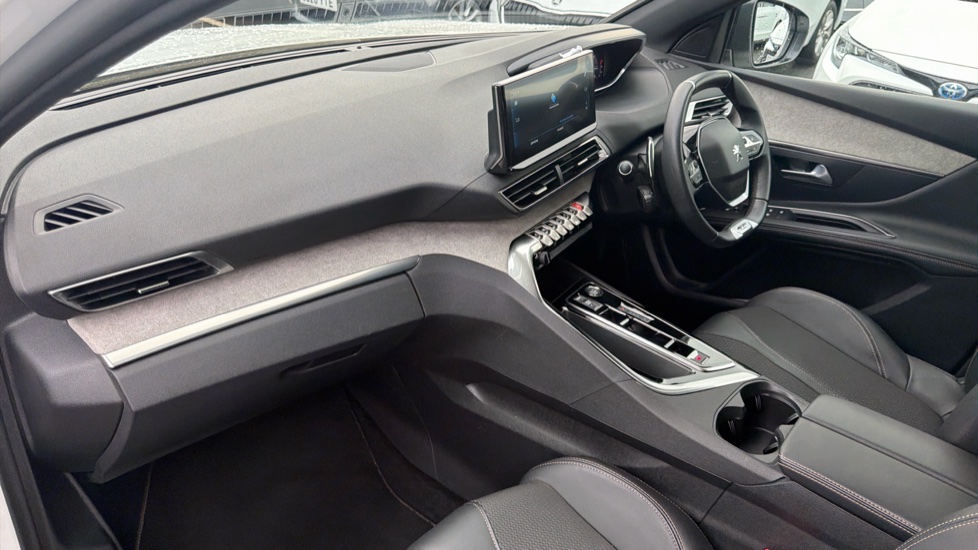 Peugeot 3008 1.5 BlueHDi GT 5dr EAT8 Diesel Estate - Image 9