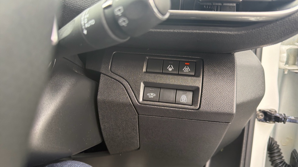 Peugeot 3008 1.5 BlueHDi GT 5dr EAT8 Diesel Estate - Image 28