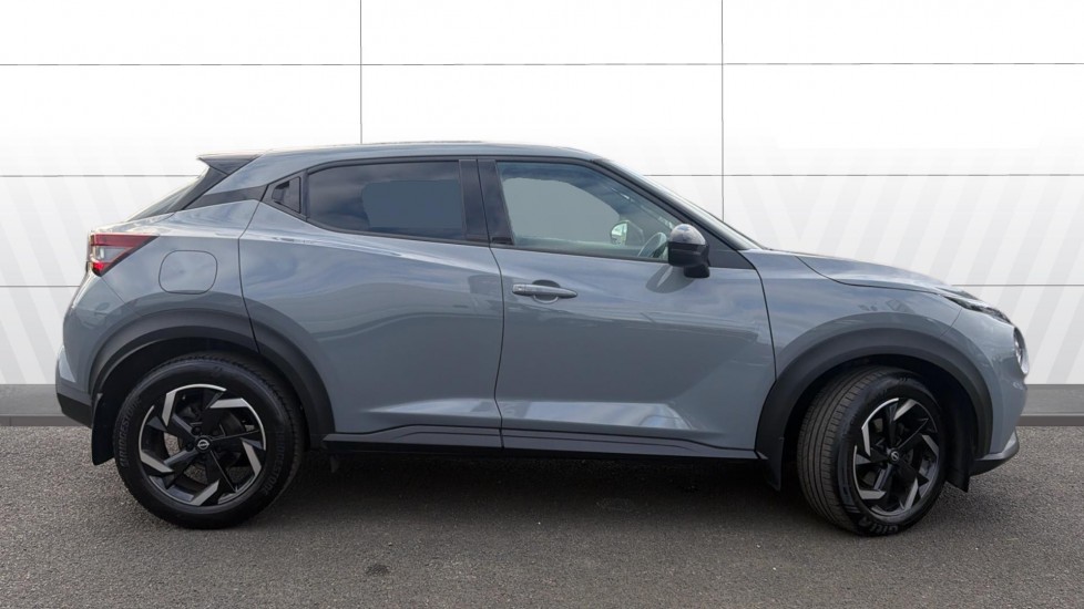 Nissan Juke 1.0 DiG-T 114 N-Connecta 5dr Petrol Hatchback - Image 5