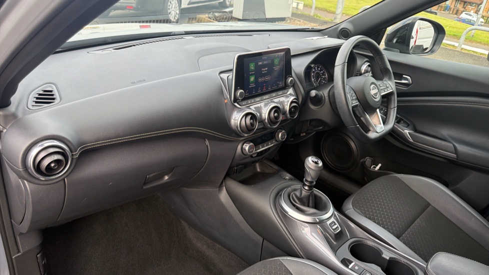 Nissan Juke 1.0 DiG-T 114 N-Connecta 5dr Petrol Hatchback - Image 9