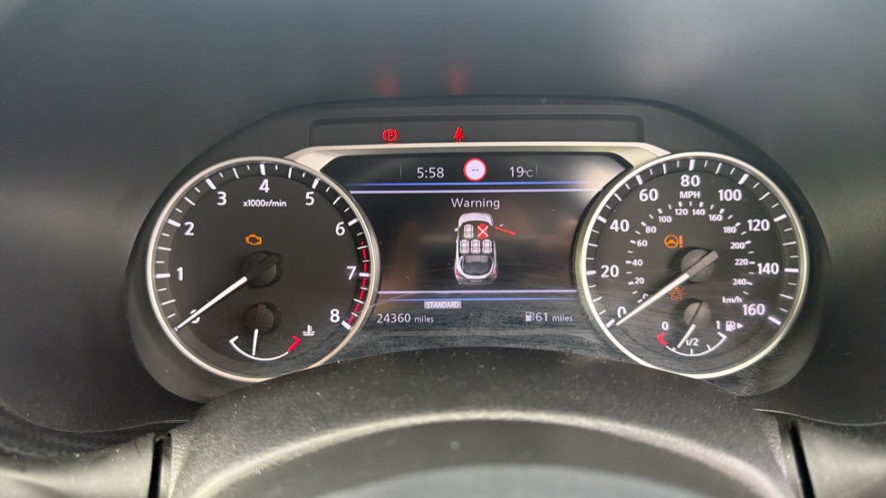 Nissan Juke 1.0 DiG-T 114 N-Connecta 5dr Petrol Hatchback - Image 18