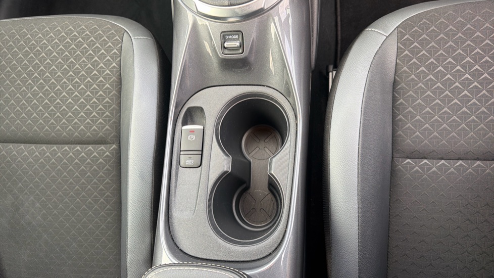 Nissan Juke 1.0 DiG-T 114 N-Connecta 5dr Petrol Hatchback - Image 28