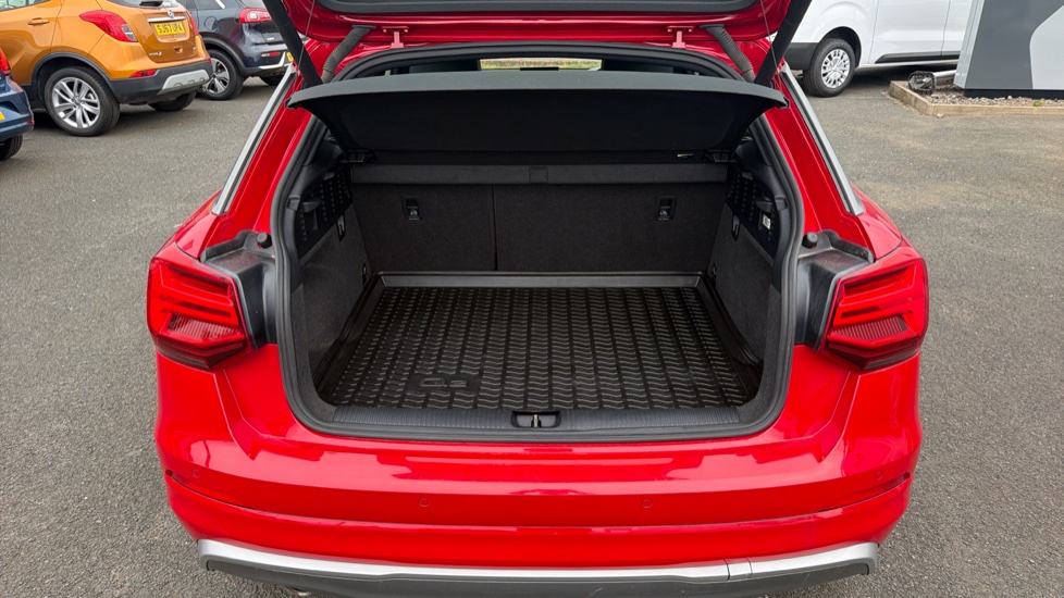 Audi Q2 30 TDI S Line 5dr Diesel Estate - Image 4