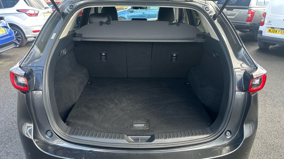 Mazda CX-5 2.0 e-Skyactiv G MHEV Newground 5dr Petrol Estate - Image 4
