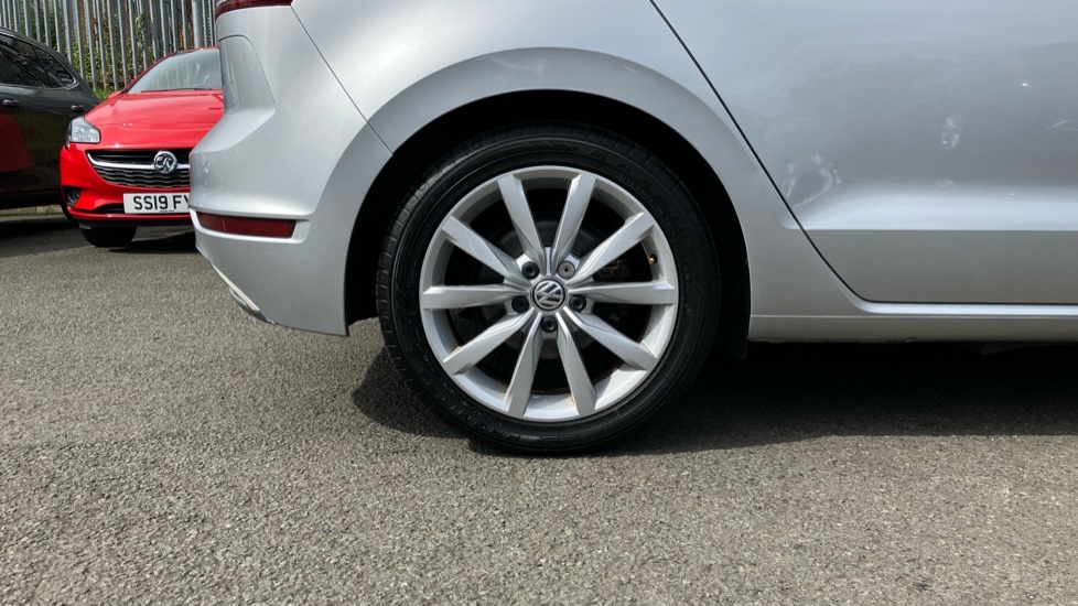 Volkswagen Golf SV 1.5 TSI EVO 130 GT 5dr Petrol Hatchback - Image 7