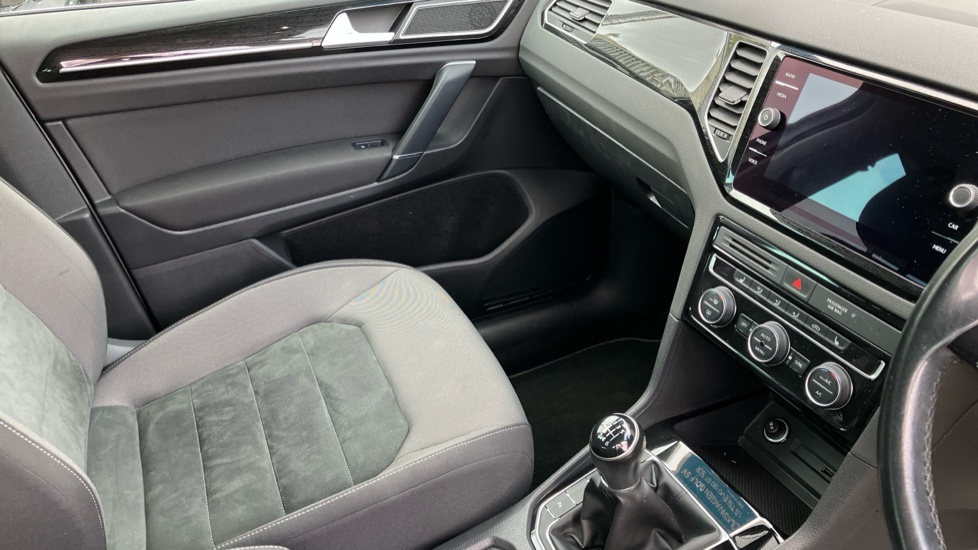 Volkswagen Golf SV 1.5 TSI EVO 130 GT 5dr Petrol Hatchback - Image 14