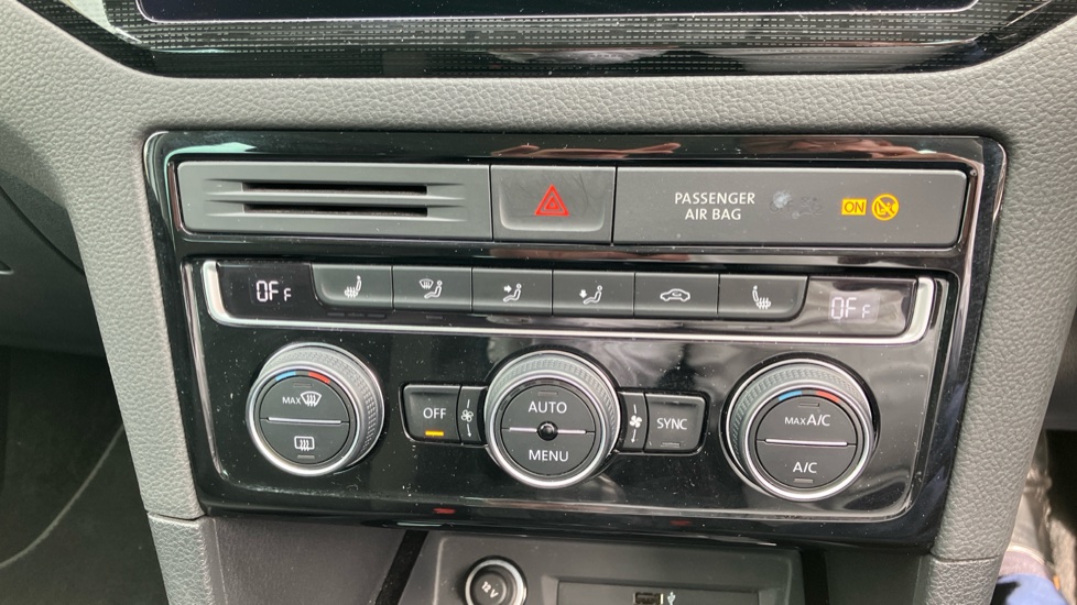 Volkswagen Golf SV 1.5 TSI EVO 130 GT 5dr Petrol Hatchback - Image 25