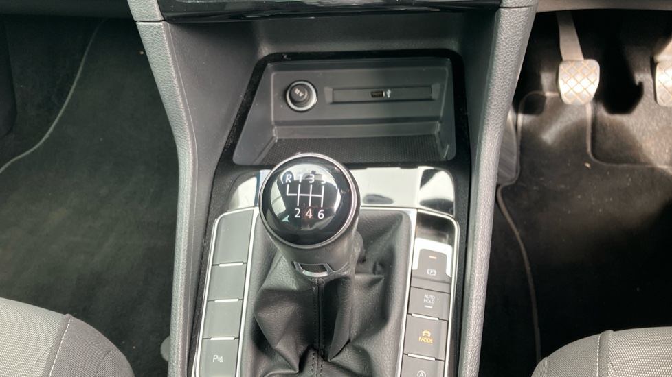 Volkswagen Golf SV 1.5 TSI EVO 130 GT 5dr Petrol Hatchback - Image 26