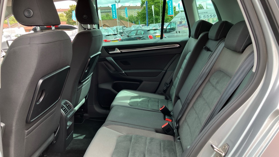 Volkswagen Golf SV 1.5 TSI EVO 130 GT 5dr Petrol Hatchback - Image 36
