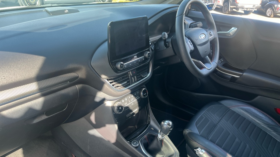 Ford Puma 1.0 EcoBoost Hybrid mHEV ST-Line X First Ed 5dr Petrol Hatchback - Image 9