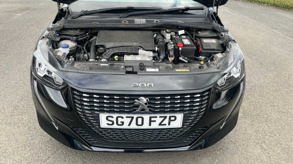 Peugeot 208 1.2 PureTech 100 Active 5dr Petrol Hatchback - Image 8