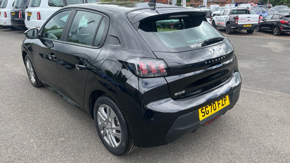 Peugeot 208 1.2 PureTech 100 Active 5dr Petrol Hatchback - Image 34