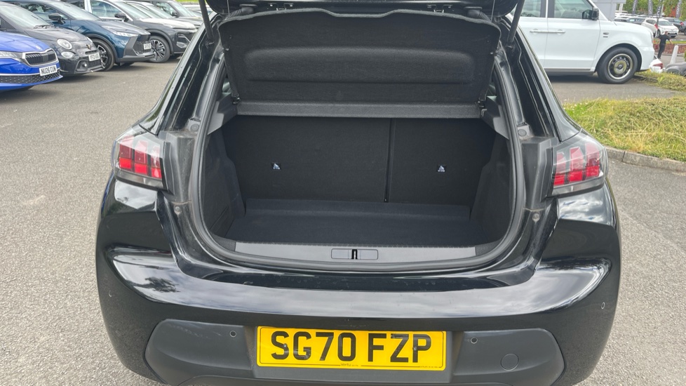Peugeot 208 1.2 PureTech 100 Active 5dr Petrol Hatchback - Image 37