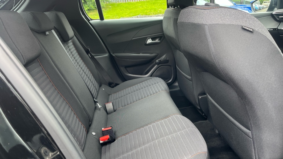 Peugeot 208 1.2 PureTech 100 Active 5dr Petrol Hatchback - Image 41