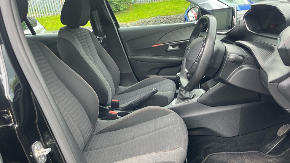 Peugeot 208 1.2 PureTech 100 Active 5dr Petrol Hatchback - Image 42