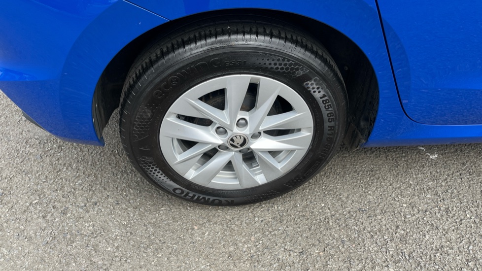 Skoda Fabia 1.0 TSI SE Comfort 5dr Petrol Hatchback - Image 38