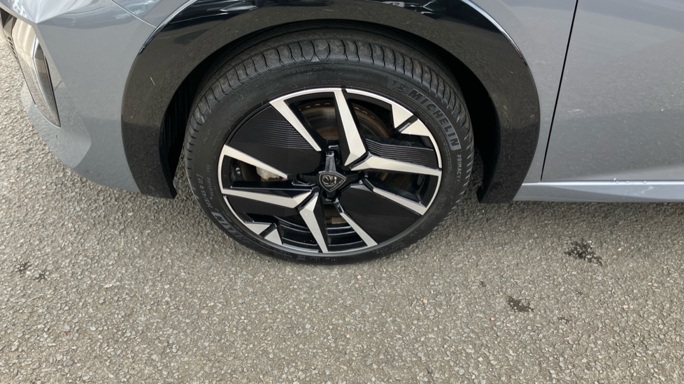 Peugeot 208 100kW GT 50kWh 5dr Auto Electric Hatchback - Image 31