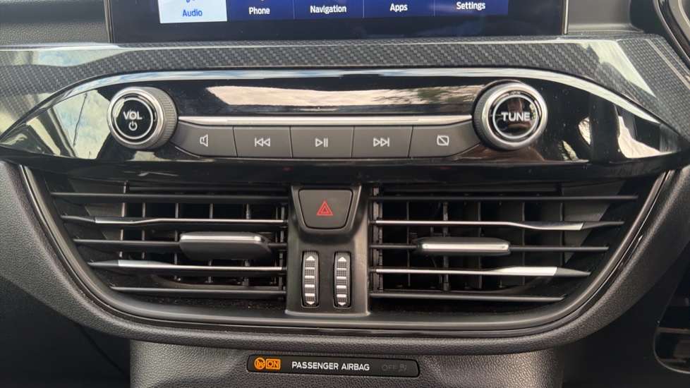 Ford Kuga 2.5 FHEV ST-Line X Edition 5dr CVT Hybrid Estate - Image 33