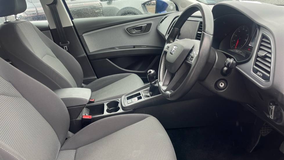 SEAT Leon 1.5 TSI EVO SE [EZ] 5dr Petrol Hatchback - Image 37