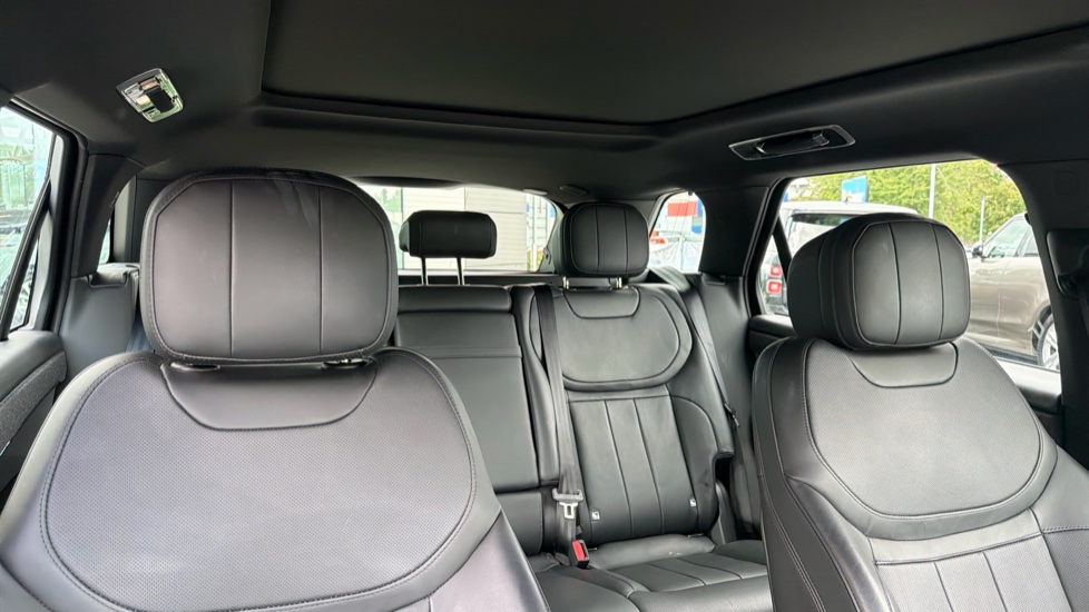Land Rover Range Rover Sport 3.0 P440e Dynamic SE 5dr Auto Estate - Image 27