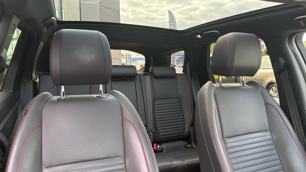 Land Rover Discovery Sport 1.5 P300e R-Dynamic HSE 5dr Auto [5 Seat] Station Wagon - Image 26
