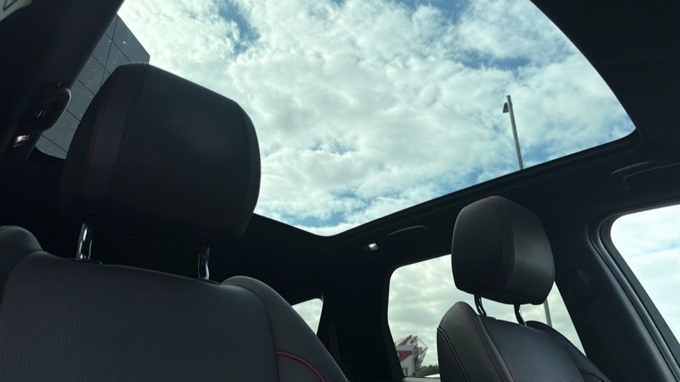 Land Rover Discovery Sport 1.5 P300e R-Dynamic HSE 5dr Auto [5 Seat] Station Wagon - Image 27