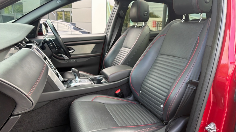 Land Rover Discovery Sport 1.5 P300e R-Dynamic HSE 5dr Auto [5 Seat] Station Wagon - Image 38