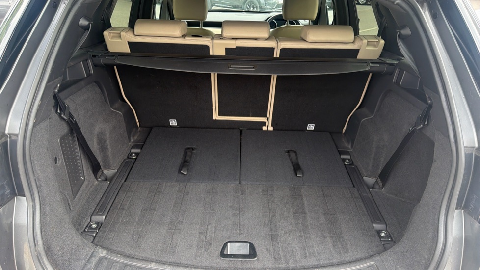 Land Rover Discovery Sport 2.0 TD4 180 HSE 5dr Auto Diesel Station Wagon - Image 10