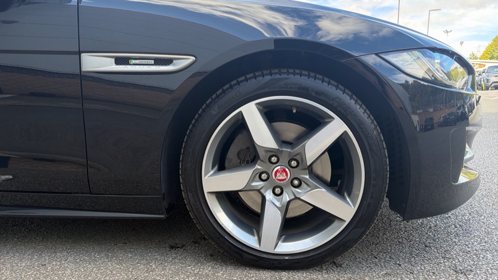 Jaguar XE 2.0 Ingenium R-Sport 4dr Auto Petrol Saloon - Image 8