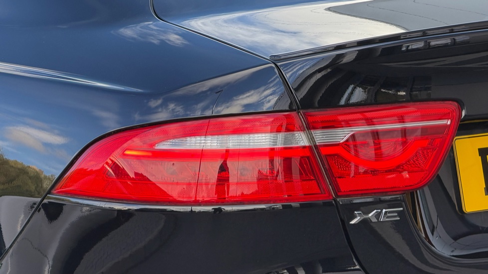 Jaguar XE 2.0 Ingenium R-Sport 4dr Auto Petrol Saloon - Image 19