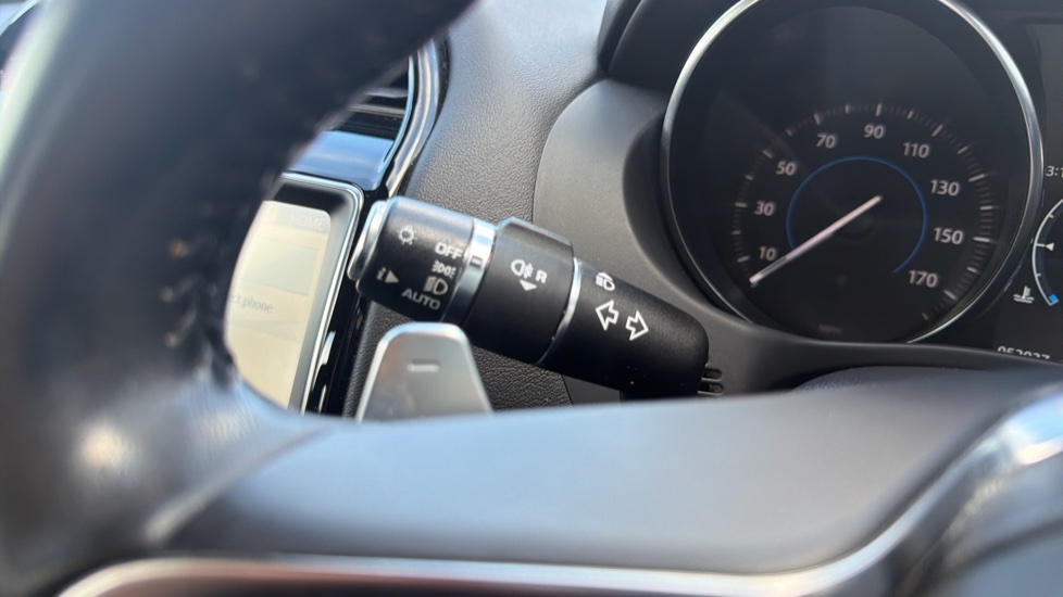 Jaguar XE 2.0 Ingenium R-Sport 4dr Auto Petrol Saloon - Image 30
