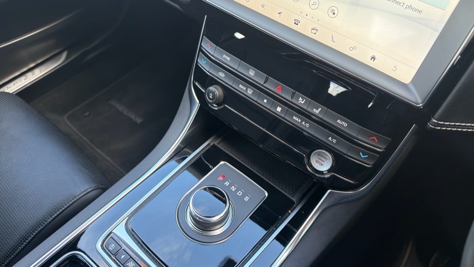 Jaguar XE 2.0 Ingenium R-Sport 4dr Auto Petrol Saloon - Image 31