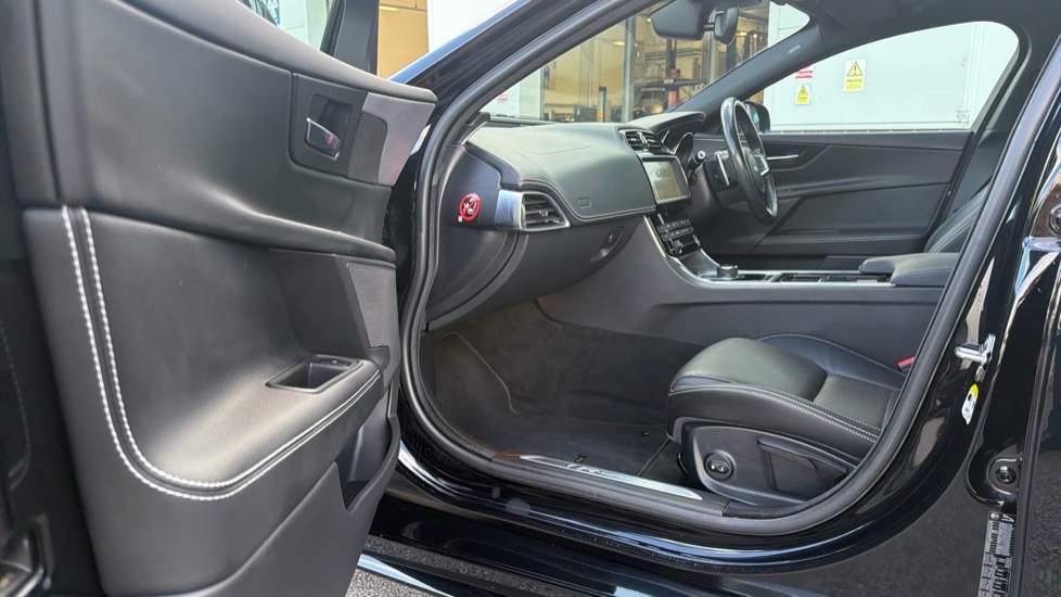 Jaguar XE 2.0 Ingenium R-Sport 4dr Auto Petrol Saloon - Image 37