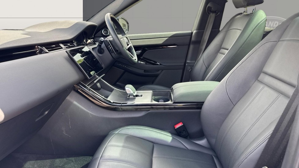 Land Rover Range Rover Evoque 2.0 D200 Edition 5dr Auto Diesel Hatchback - Image 3