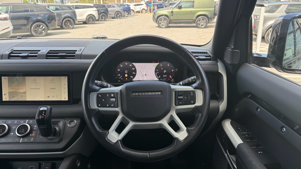 Land Rover Defender 3.0 D250 XS Edition 110 5dr Auto Diesel Estate - Image 15