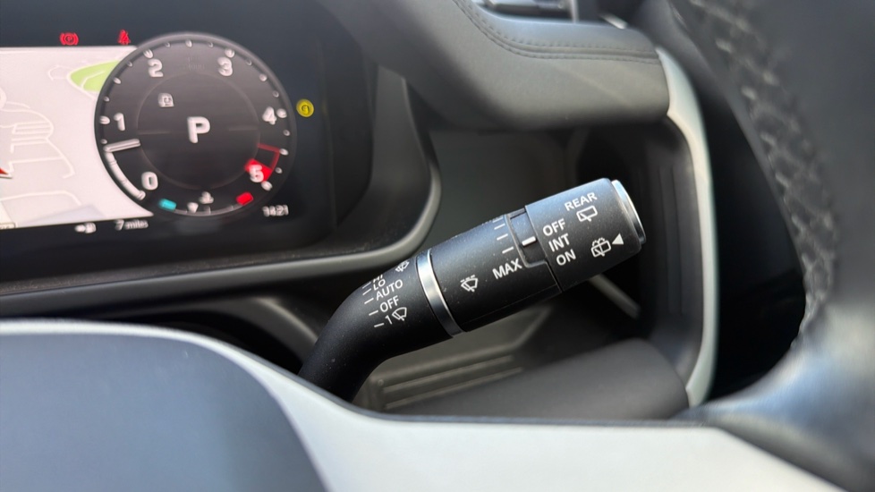 Land Rover Defender 3.0 D250 XS Edition 110 5dr Auto Diesel Estate - Image 30