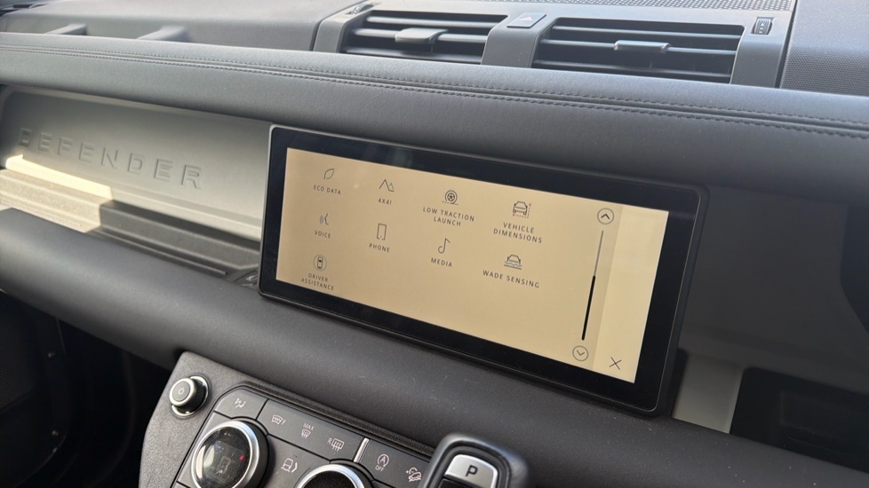 Land Rover Defender 3.0 D250 XS Edition 110 5dr Auto Diesel Estate - Image 36