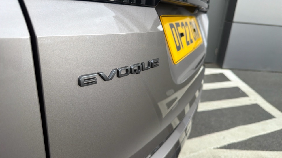 Land Rover Range Rover Evoque 2.0 D200 R-Dynamic HSE 5dr Auto Diesel Hatchback - Image 20