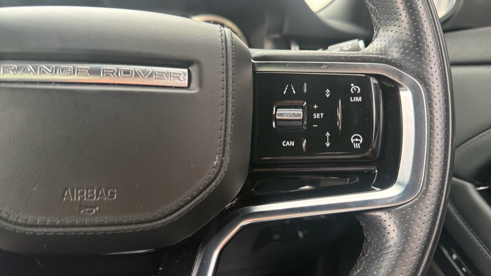 Land Rover Range Rover Evoque 2.0 D200 R-Dynamic HSE 5dr Auto Diesel Hatchback - Image 31