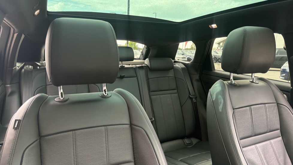 Land Rover Range Rover Evoque 2.0 D200 R-Dynamic HSE 5dr Auto Diesel Hatchback - Image 39