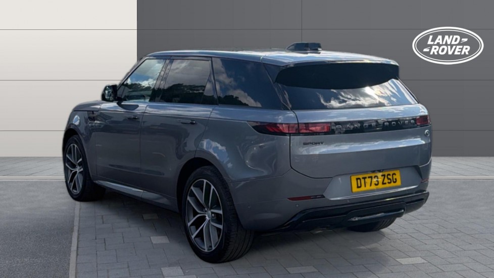 Land Rover Range Rover Sport 3.0 D300 Dynamic SE 5dr Auto Diesel Estate - Image 2