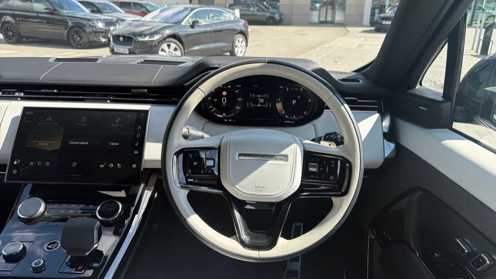 Land Rover Range Rover Sport 3.0 D300 Dynamic SE 5dr Auto Diesel Estate - Image 15